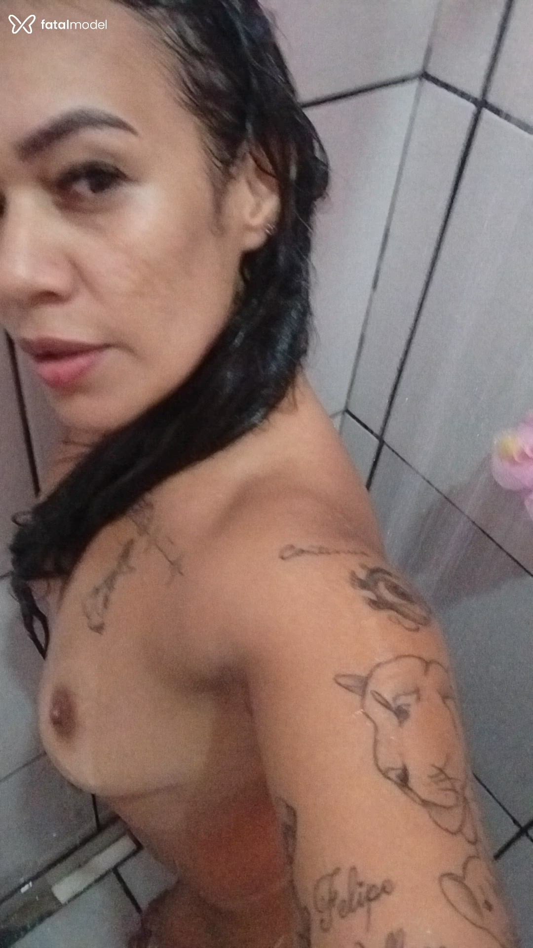 Acompanhante mulher loira (o) de olhos mel em Ji-Paraná Acompanhante mulher loira (o) de olhos mel em Ji-Paraná - Corujinha