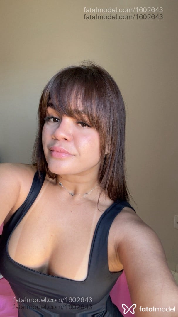 Acompanhante mulher morena (o) de olhos castanhos em Cuiabá Acompanhante mulher morena (o) de olhos castanhos em Cuiabá - Liz