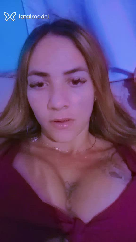 Acompanhante mulher loira (o) de olhos mel em Uberlândia - Alicia