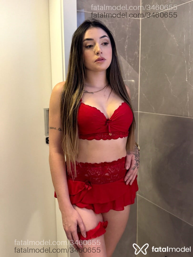 Acompanhante mulher loira (o) de olhos verdes em Balneário Camboriú - Angel