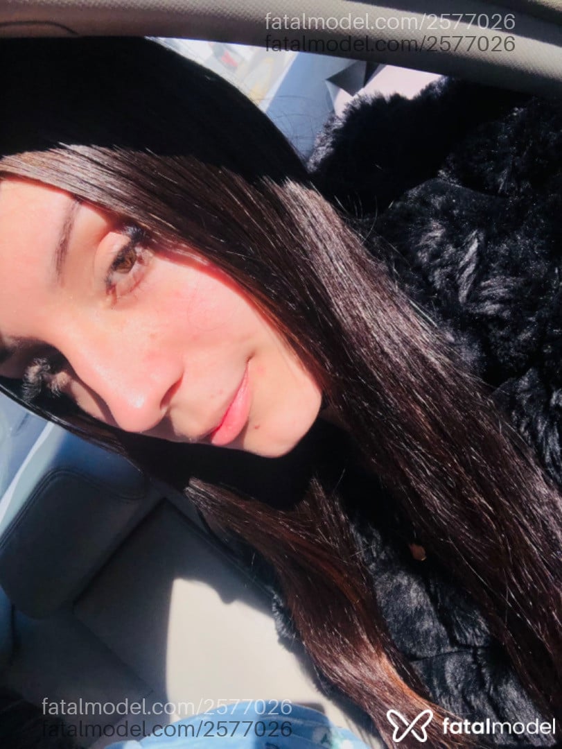 Acompanhante mulher trans morena (o) de olhos mel em Gravataí - Bella