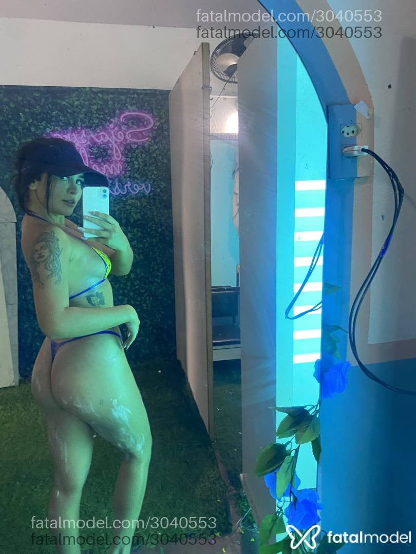 Acompanhante mulher com cabelo castanho de olhos castanhos em Fortaleza - Bianca Vieira
