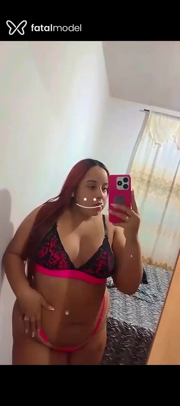 Acompanhante mulher ruiva (o) de olhos castanhos - Becca Acompanhante mulher ruiva (o) de olhos castanhos - Becca