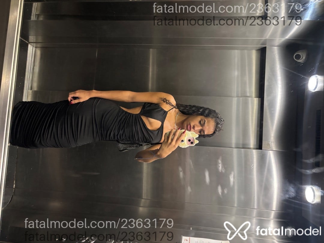 Acompanhante mulher trans loira (o) de olhos castanhos em Cuiabá - Nicolle Martins