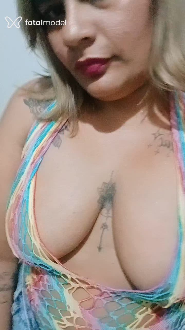 Acompanhante mulher loira (o) de olhos castanhos - Lunita Acompanhante mulher loira (o) de olhos castanhos - Lunita