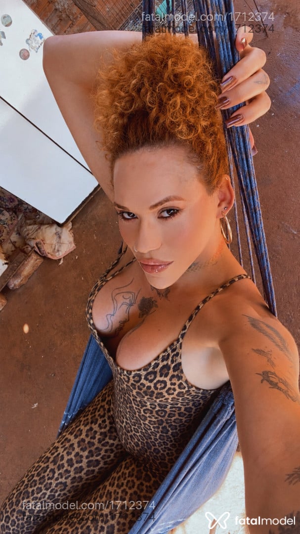 Acompanhante mulher trans ruiva (o) de olhos castanhos em Guará - Lala Lisa