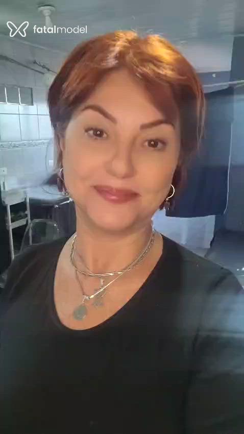 Acompanhante mulher ruiva (o) de olhos castanhos em São Paulo Acompanhante mulher ruiva (o) de olhos castanhos em São Paulo - Marina Ruivosa