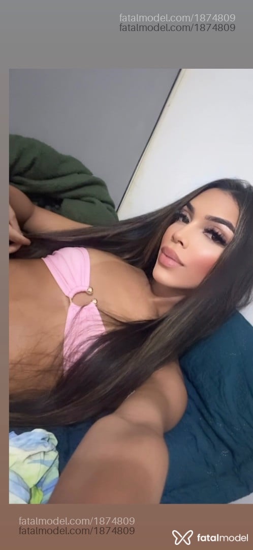 Acompanhante mulher trans morena (o) de olhos castanhos em Contagem - Layss