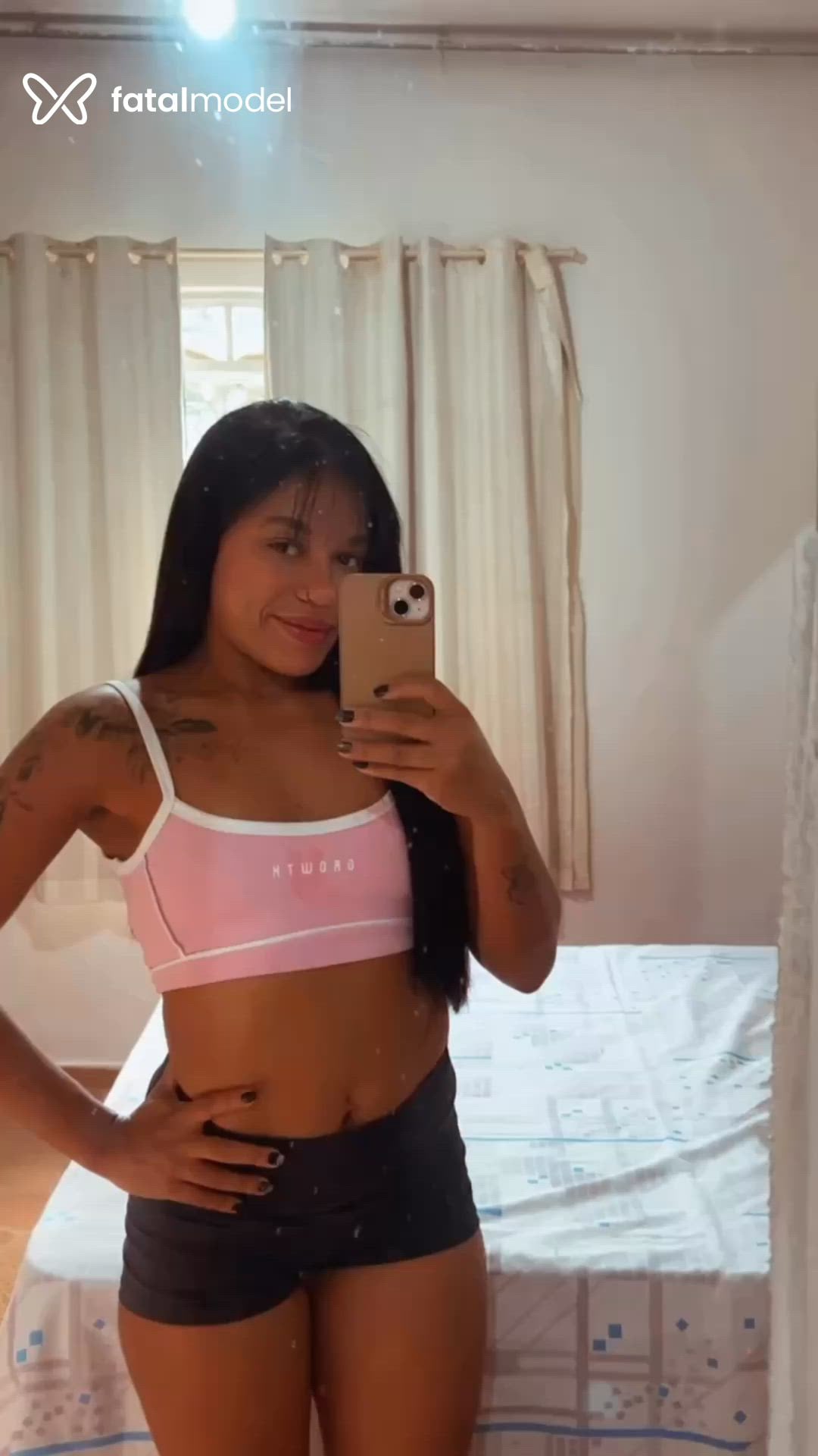 Acompanhante mulher morena (o) de olhos castanhos em Barra de São Francisco Acompanhante mulher morena (o) de olhos castanhos em Barra de São Francisco - Aline Herrera