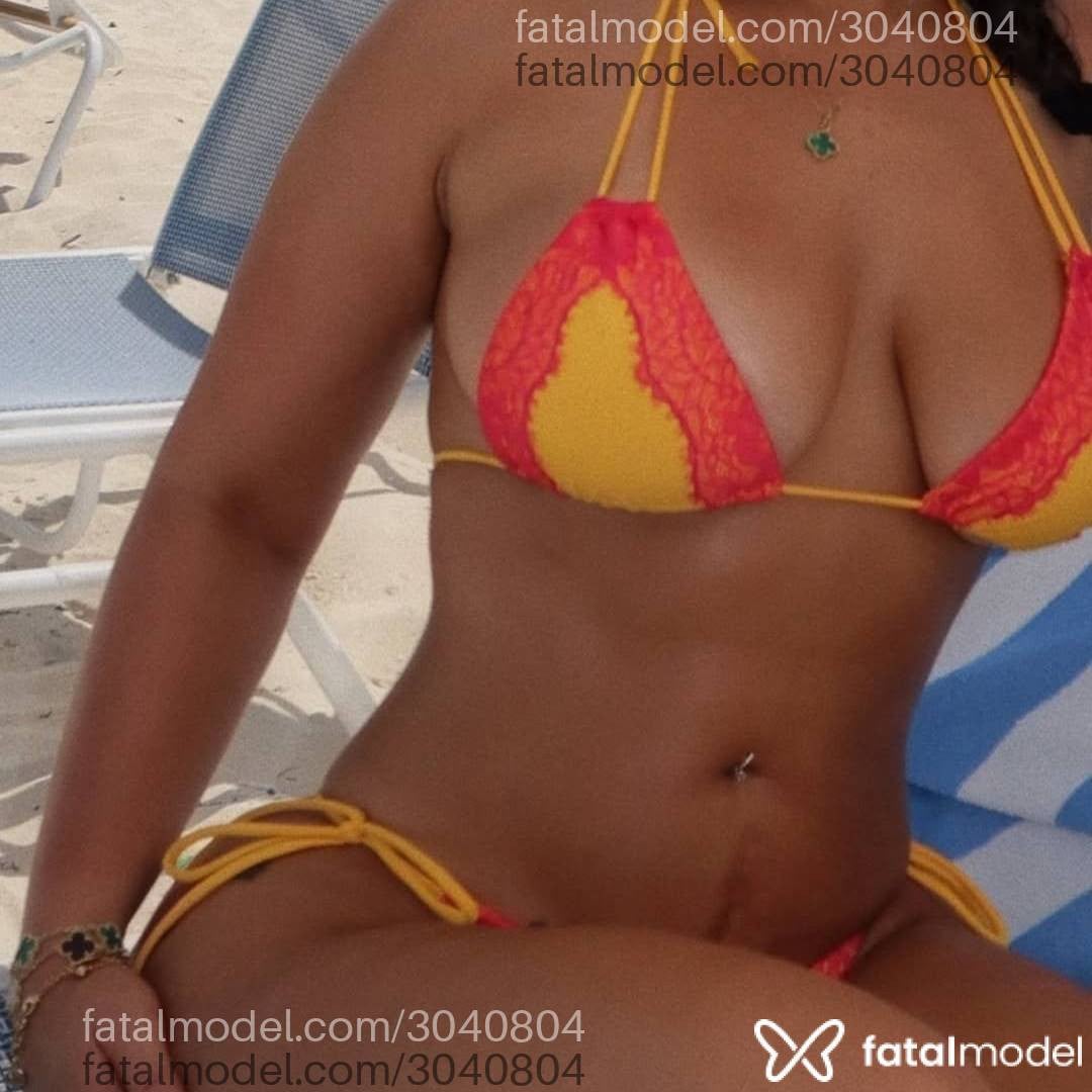Acompanhante mulher com cabelo castanho de olhos castanhos em Florianópolis - Júlia
