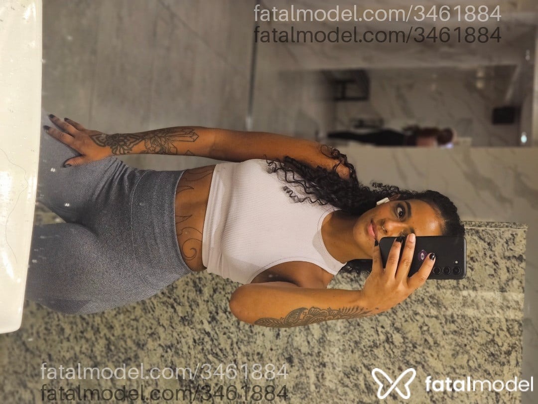 Acompanhante mulher morena (o) de olhos castanhos em Virtual - Melissa