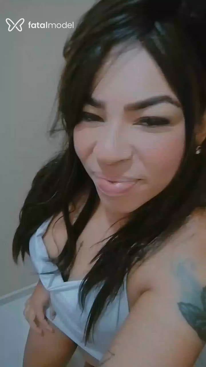 Acompanhante mulher morena (o) de olhos castanhos - Morena