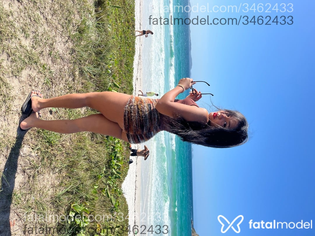Acompanhante mulher morena (o) de olhos mel em Rio de Janeiro Acompanhante mulher morena (o) de olhos mel em Rio de Janeiro - Angel