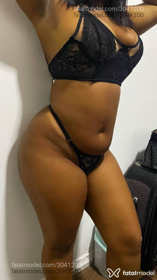 Acompanhante mulher morena (o) de olhos castanhos em Viçosa - Melissa Mello