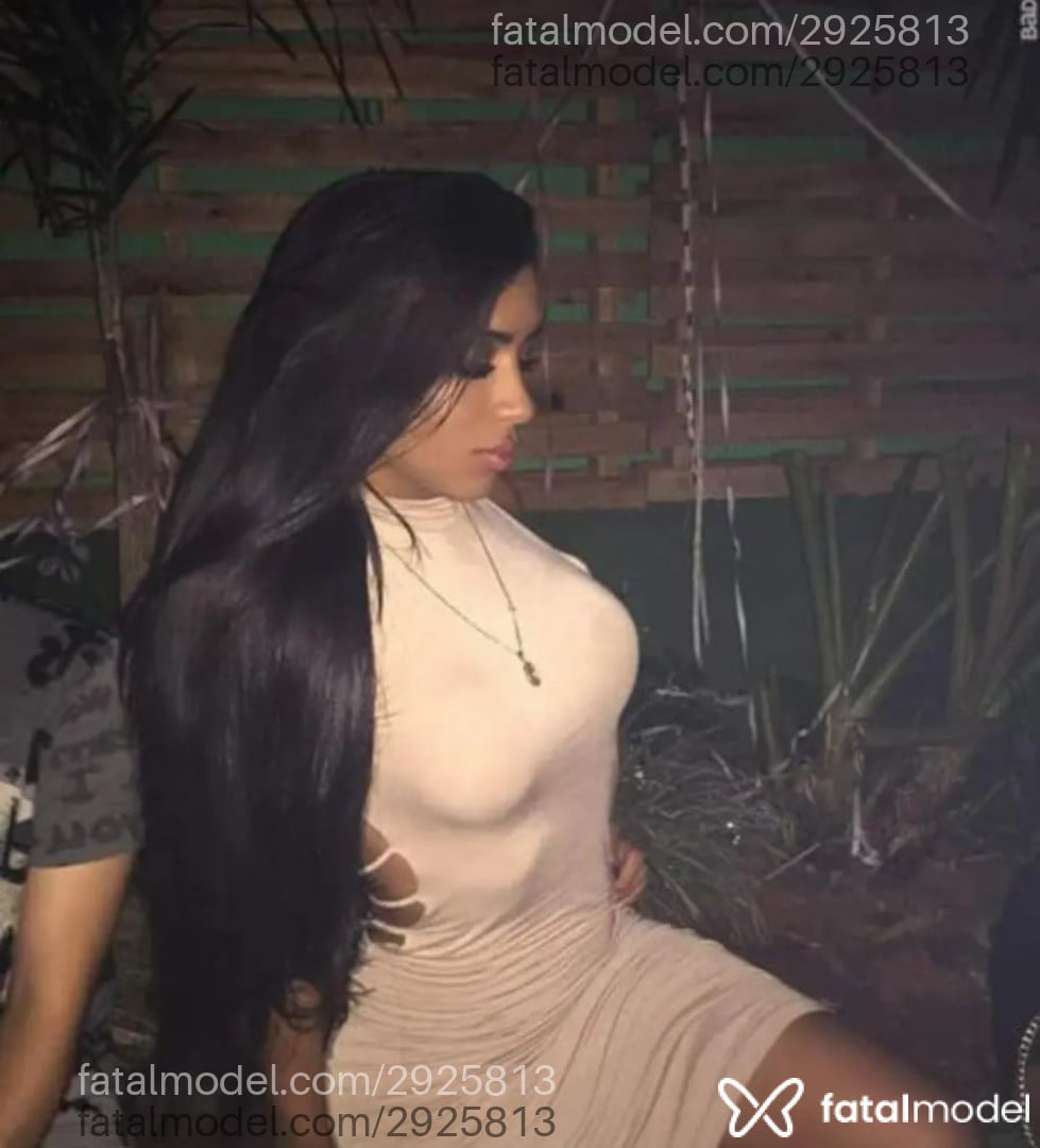 Acompanhante mulher trans com cabelo castanho de olhos castanhos em Bebedouro - Ruby Bellafancy