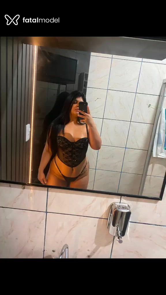 Acompanhante mulher morena (o) de olhos pretos em Porto Velho Acompanhante mulher morena (o) de olhos pretos em Porto Velho - Monique