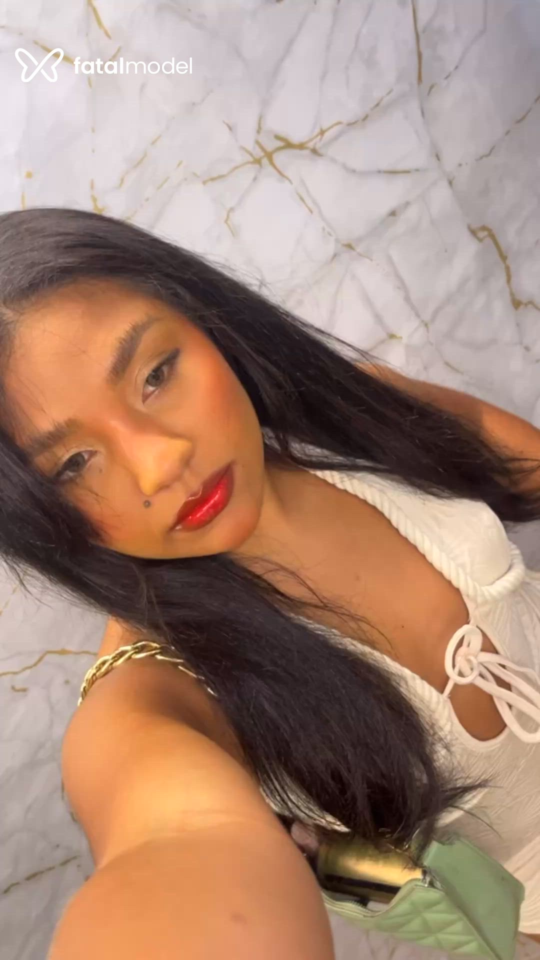 Acompanhante mulher morena (o) de olhos mel em Rio de Janeiro Acompanhante mulher morena (o) de olhos mel em Rio de Janeiro - Angel