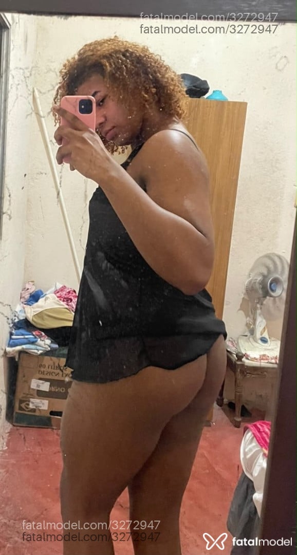 Acompanhante mulher trans ruiva (o) de olhos castanhos em Serra - Luísa