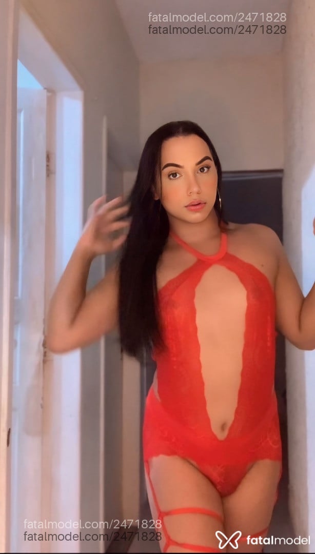 Acompanhante mulher trans morena (o) de olhos castanhos em Cariacica Acompanhante mulher trans morena (o) de olhos castanhos em Cariacica - Vitória Vivi