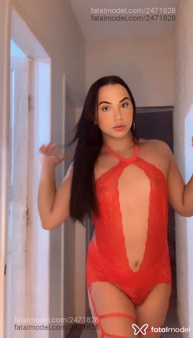 Acompanhante mulher trans morena (o) de olhos castanhos em Cariacica Acompanhante mulher trans morena (o) de olhos castanhos em Cariacica - Vitória Vivi