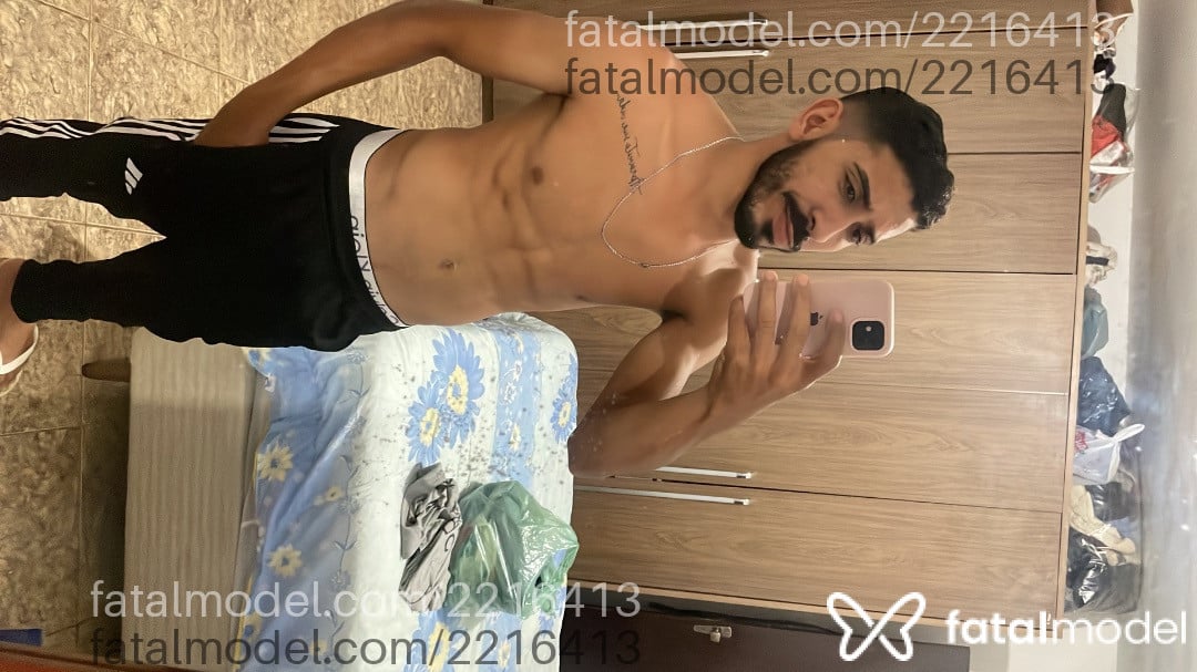 Acompanhante homem morena (o) de olhos mel em Caratinga - Joaooo