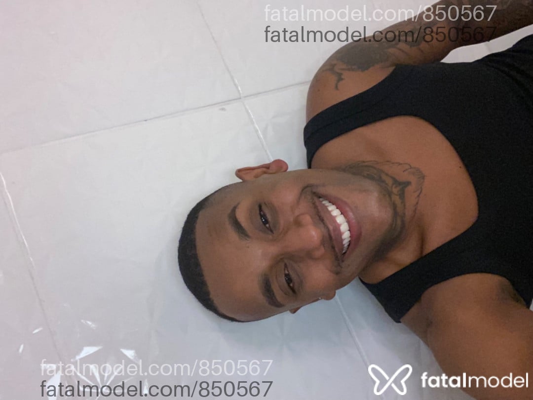 Acompanhante homem morena (o) de olhos castanhos em Rio de Janeiro Acompanhante homem morena (o) de olhos castanhos em Rio de Janeiro - Coutinho