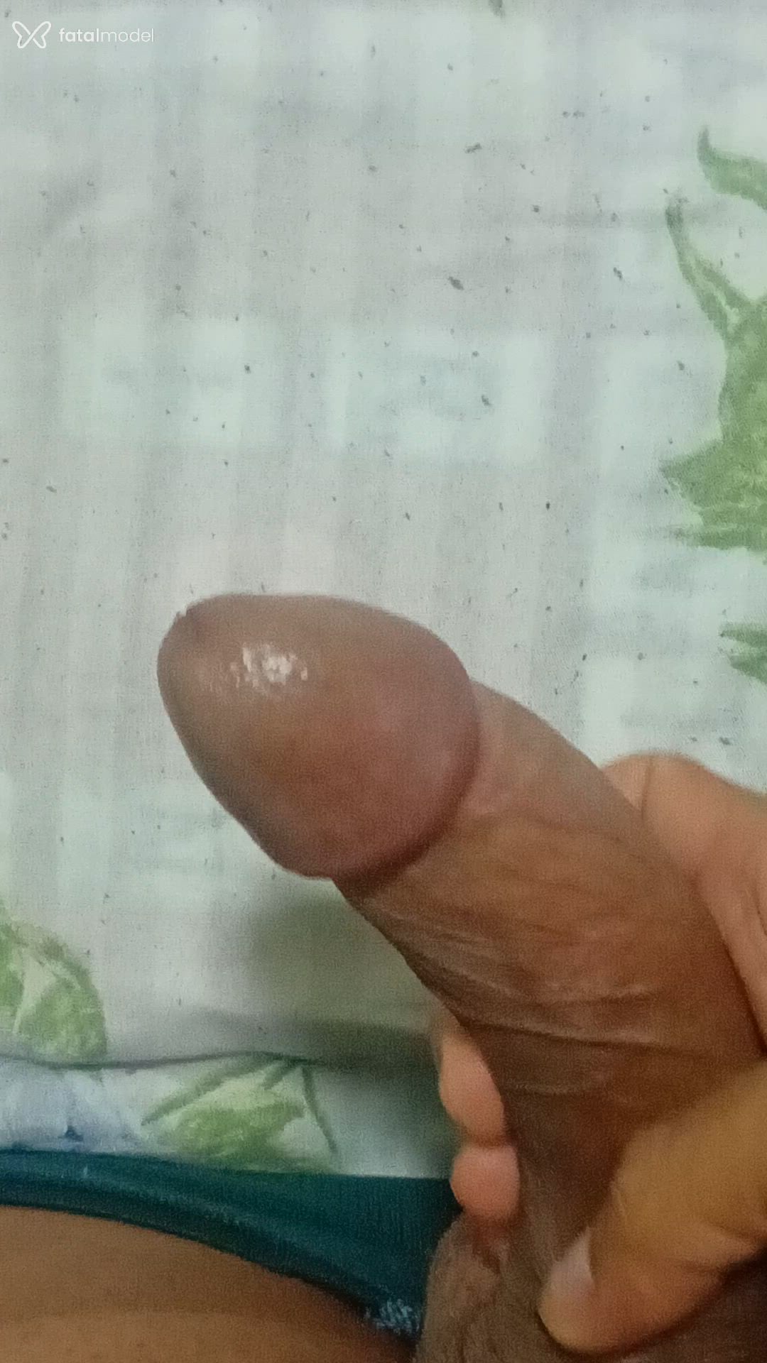 Acompanhante homem com cabelo castanho de olhos castanhos em Cajazeiras Acompanhante homem com cabelo castanho de olhos castanhos em Cajazeiras - Fabito