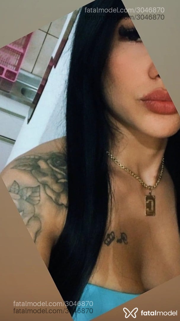 Acompanhante mulher trans morena (o) de olhos castanhos em Pelotas - Caroline dos santo