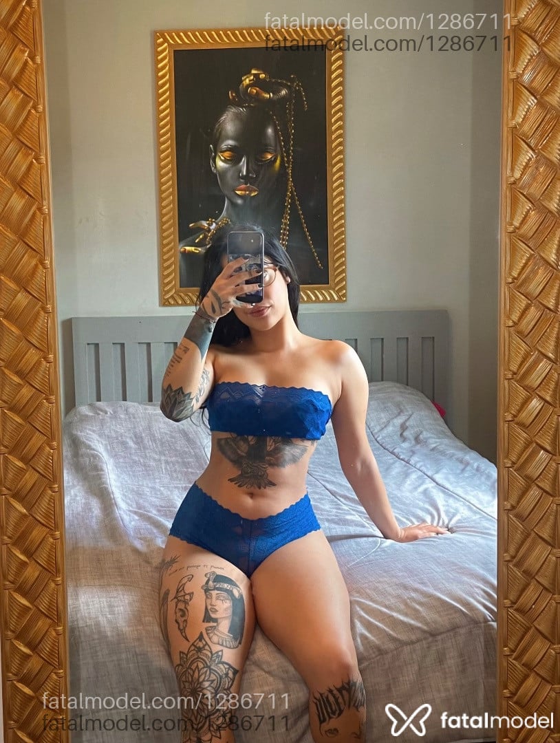 Acompanhante mulher com cabelo castanho de olhos castanhos - Agnes Fiore