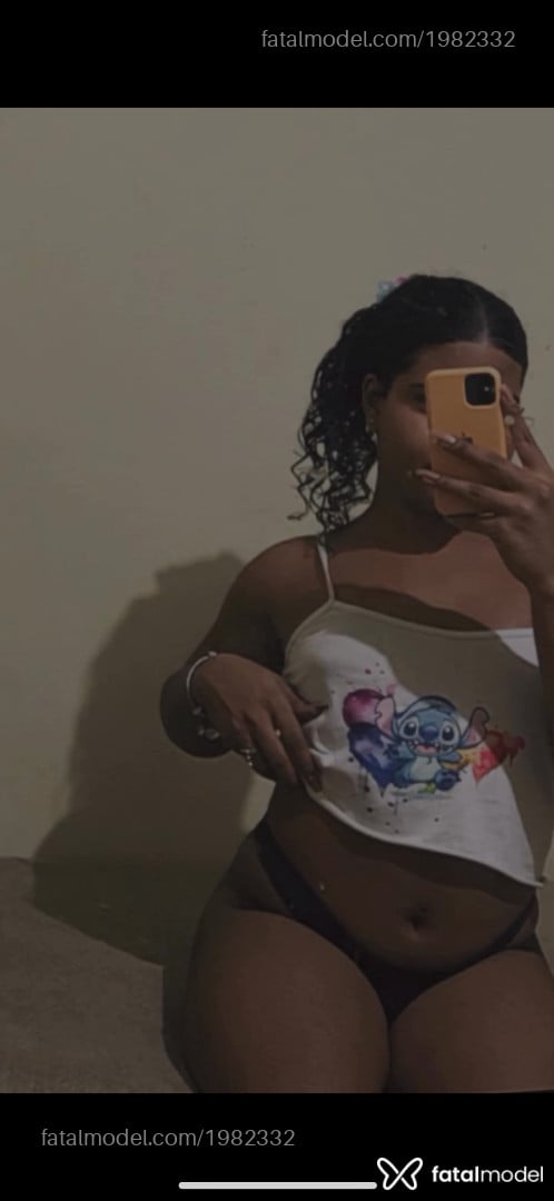 Acompanhante mulher trans morena (o) de olhos pretos em Maceió - Belatrix