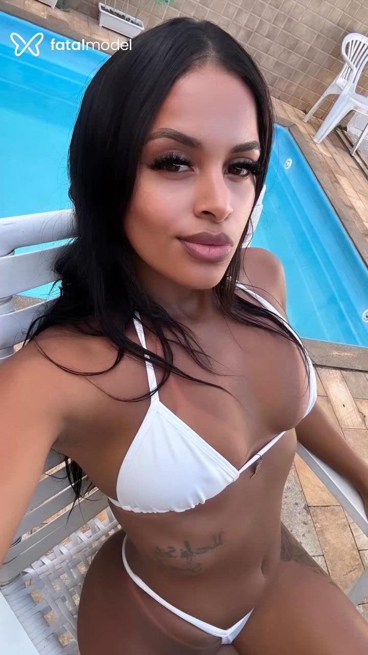 Acompanhante mulher morena (o) de olhos castanhos em Poços de Caldas Acompanhante mulher morena (o) de olhos castanhos em Poços de Caldas - Scarllet