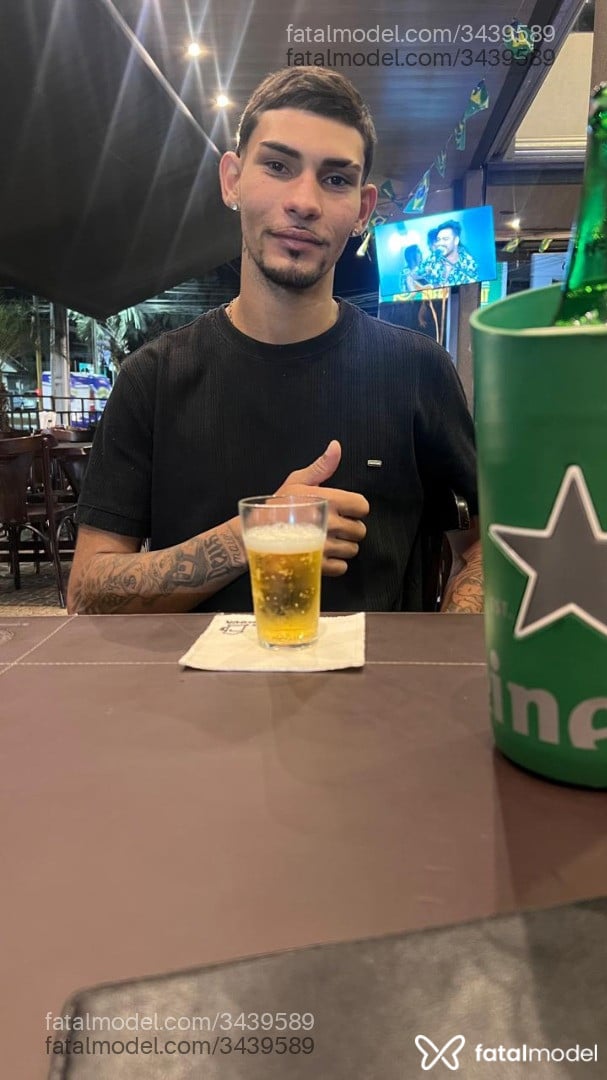 Acompanhante homem morena (o) de olhos pretos em Trindade - Ruan Araujo