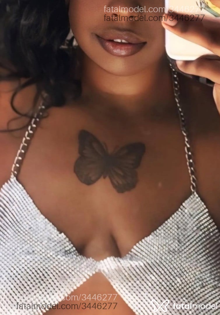 Acompanhante mulher com cabelo castanho de olhos castanhos - Paty Victoria