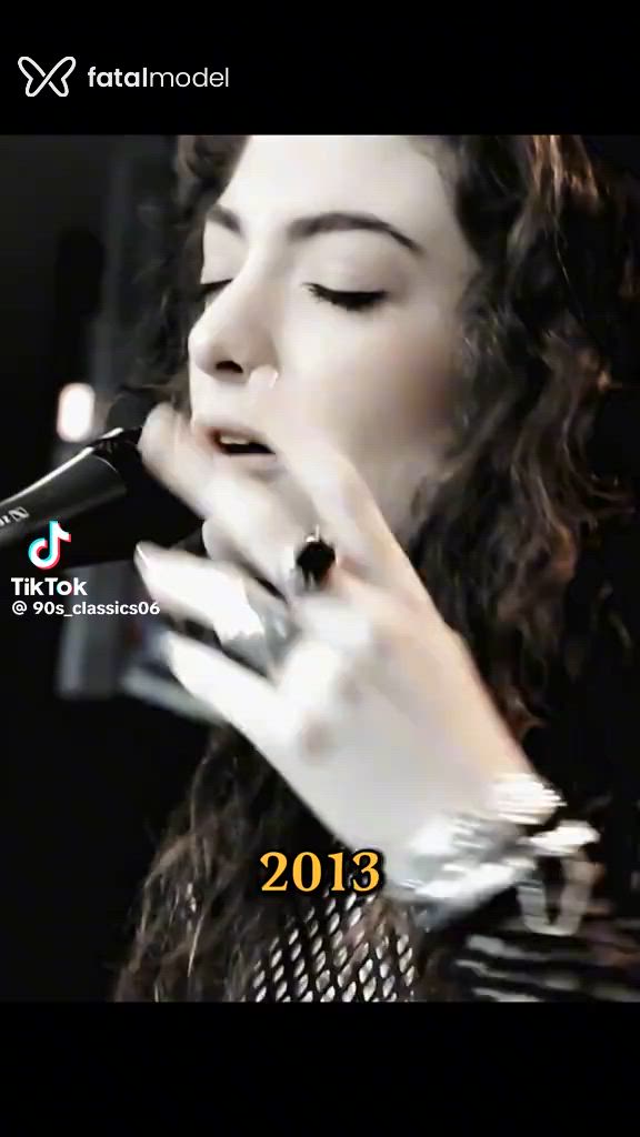 Acompanhante travesti com cabelo castanho de olhos castanhos em Lagoa da Prata Acompanhante travesti com cabelo castanho de olhos castanhos em Lagoa da Prata - Patrícia queiros
