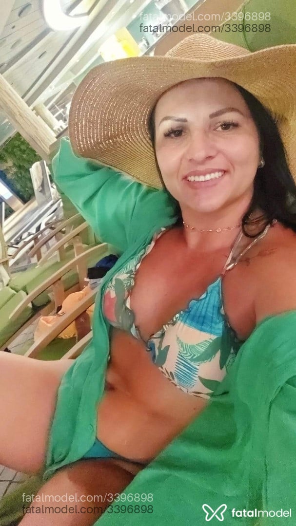 Acompanhante mulher morena (o) de olhos castanhos em Jaraguá do Sul - Rafagostosona
