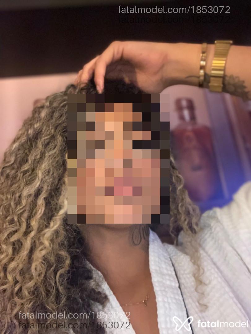 Acompanhante mulher loira (o) de olhos castanhos em Linhares - Beatriz