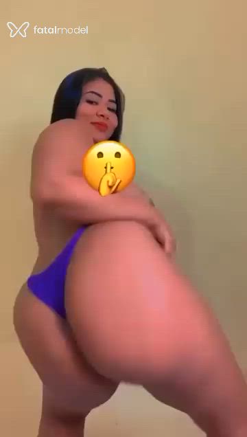 Acompanhante mulher loira (o) de olhos castanhos em Sumaré Acompanhante mulher loira (o) de olhos castanhos em Sumaré - Indiaah