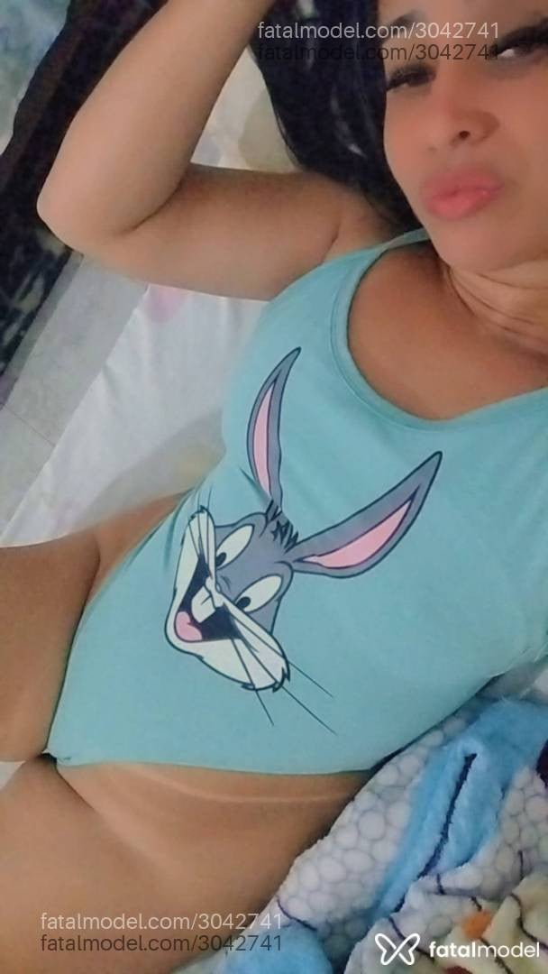 Acompanhante mulher com cabelo castanho de olhos mel em Campos dos Goytacazes - Nicole Ramos