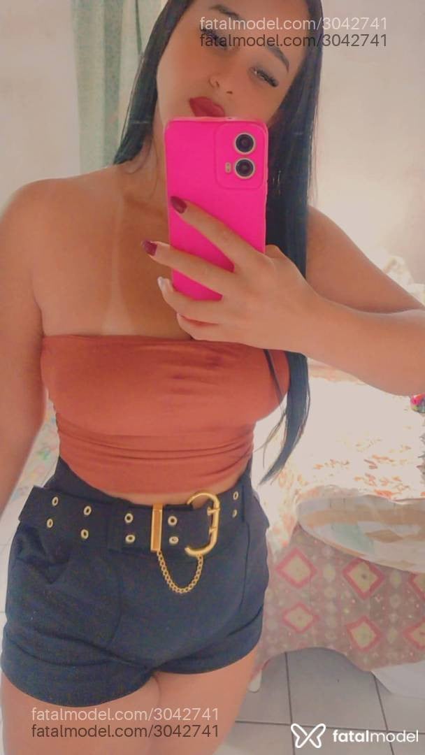 Acompanhante mulher com cabelo castanho de olhos mel em Campos dos Goytacazes - Nicole Ramos