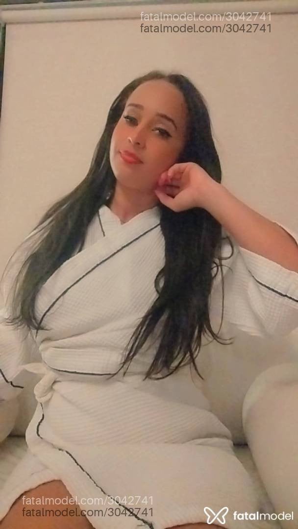 Acompanhante mulher com cabelo castanho de olhos mel em Campos dos Goytacazes - Nicole Ramos
