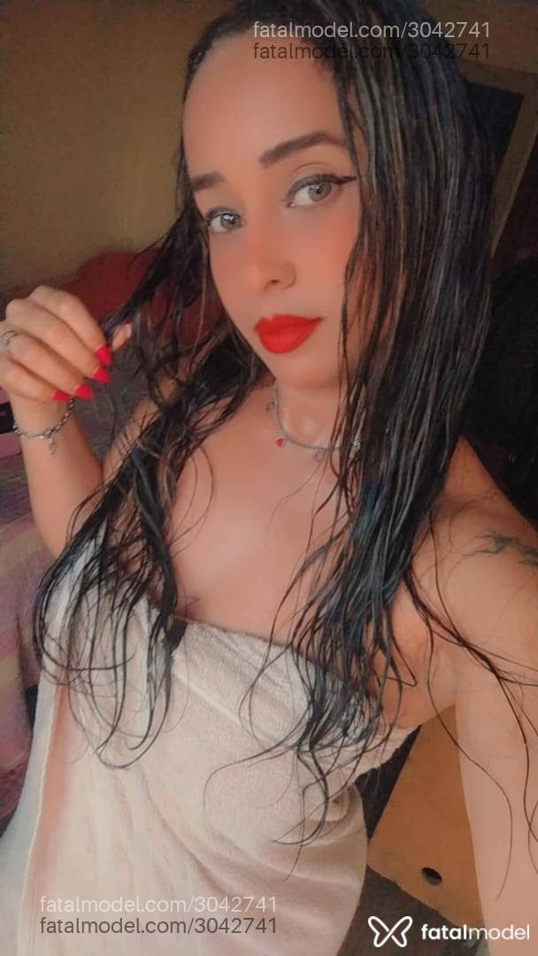 Acompanhante mulher com cabelo castanho de olhos mel - Nicole Ramos