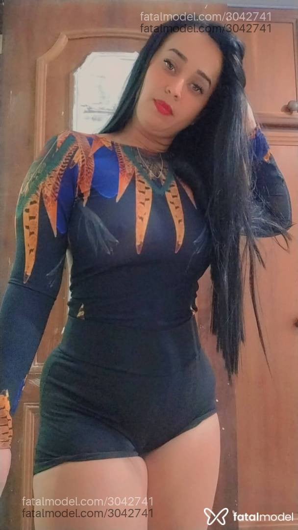 Acompanhante mulher com cabelo castanho de olhos mel em Campos dos Goytacazes - Nicole Ramos
