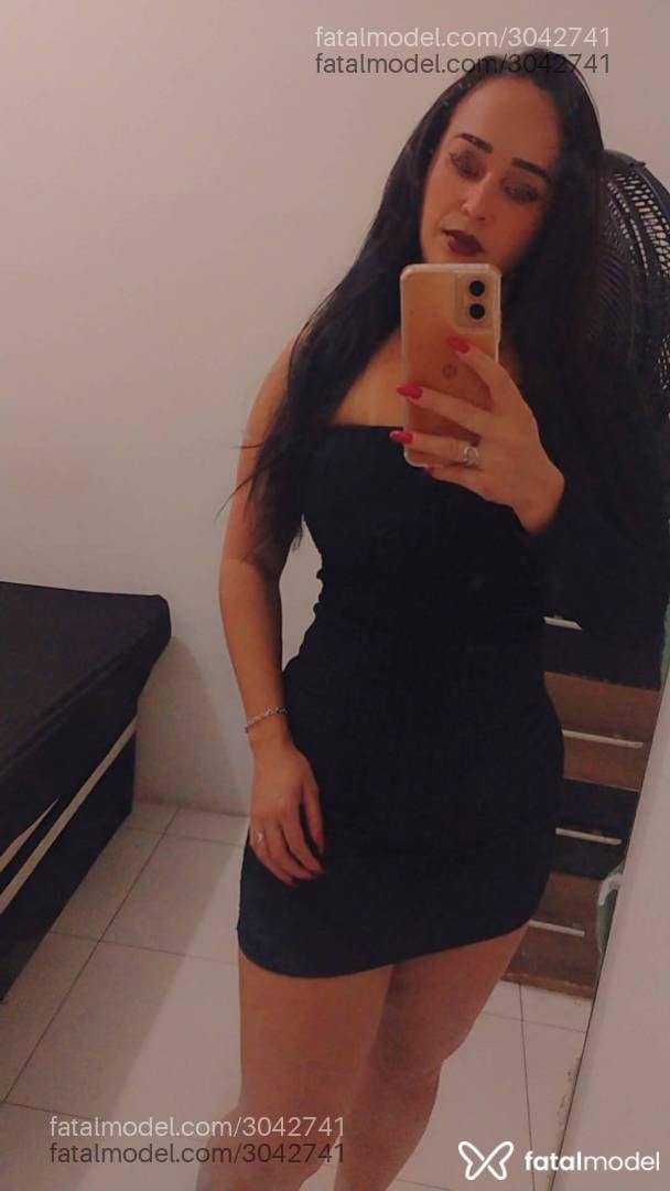 Acompanhante mulher com cabelo castanho de olhos mel em Campos dos Goytacazes - Nicole Ramos