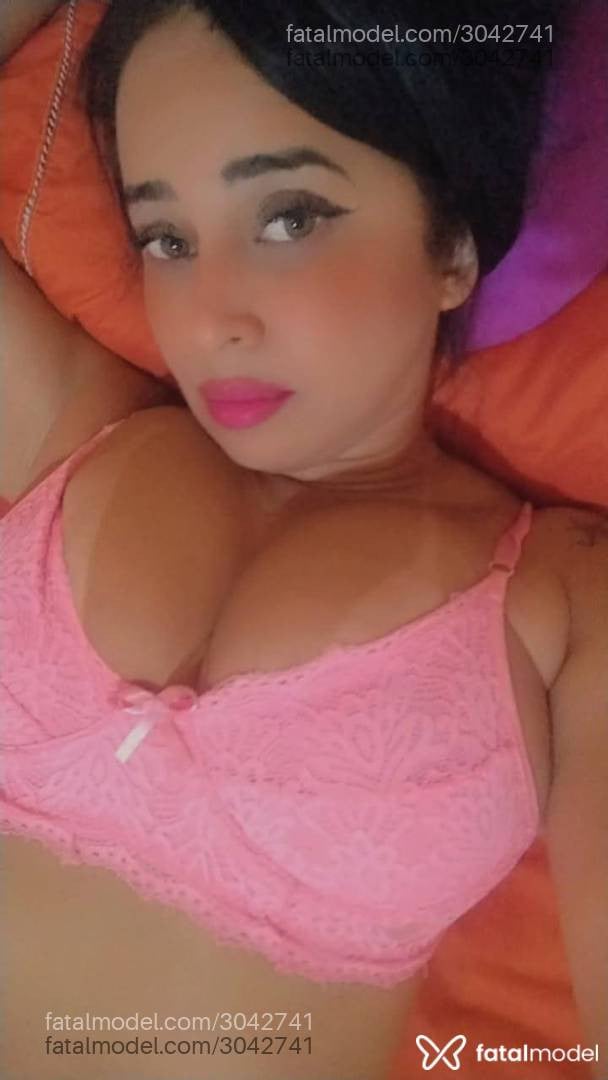 Acompanhante mulher com cabelo castanho de olhos mel em Campos dos Goytacazes - Nicole Ramos