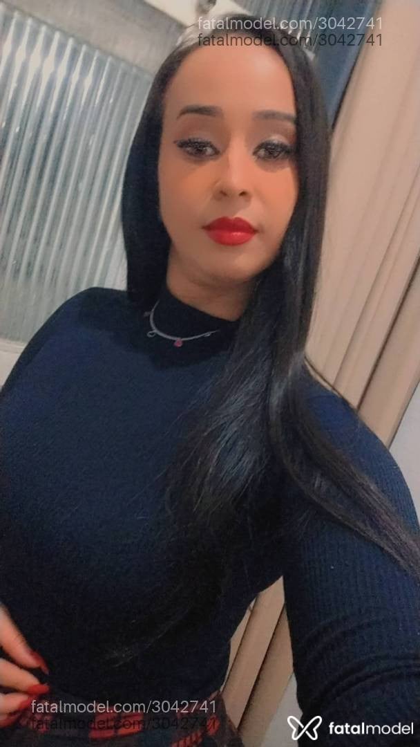 Acompanhante mulher com cabelo castanho de olhos mel em Campos dos Goytacazes - Nicole Ramos