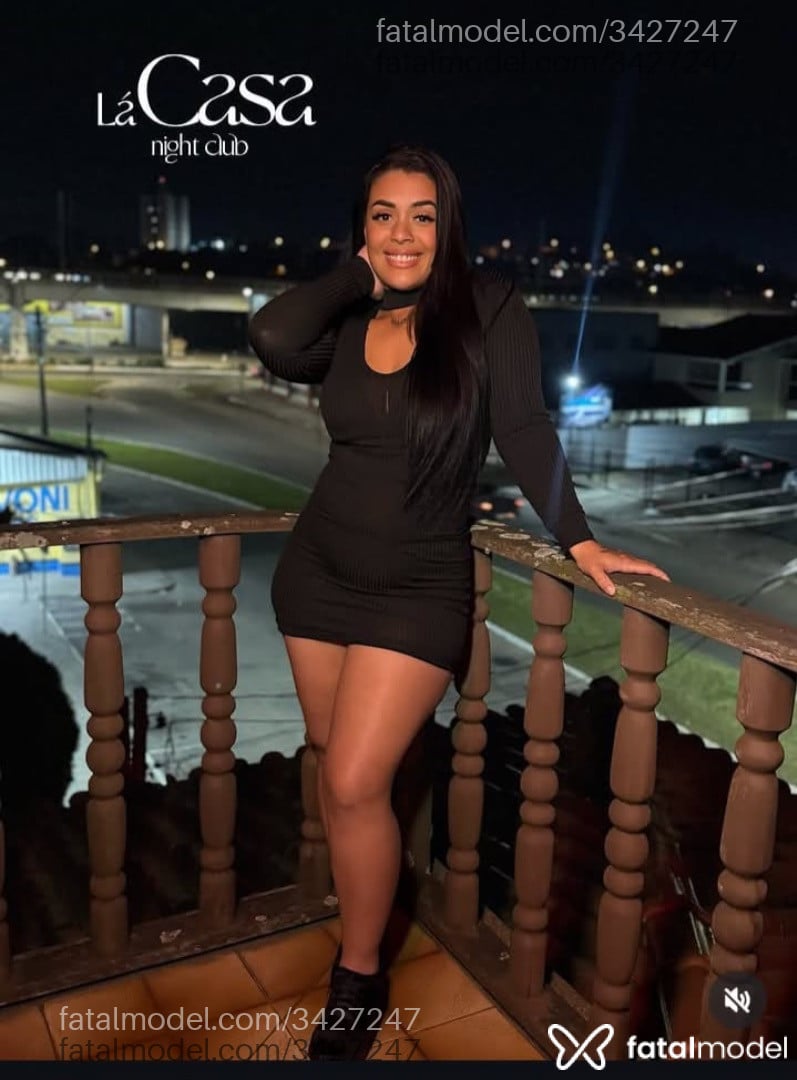Acompanhante mulher morena (o) de olhos pretos em Novo Hamburgo - Giovanna