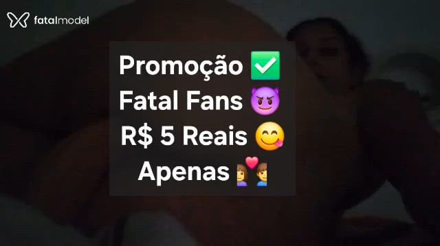 Acompanhante mulher trans morena (o) de olhos pretos - Laura