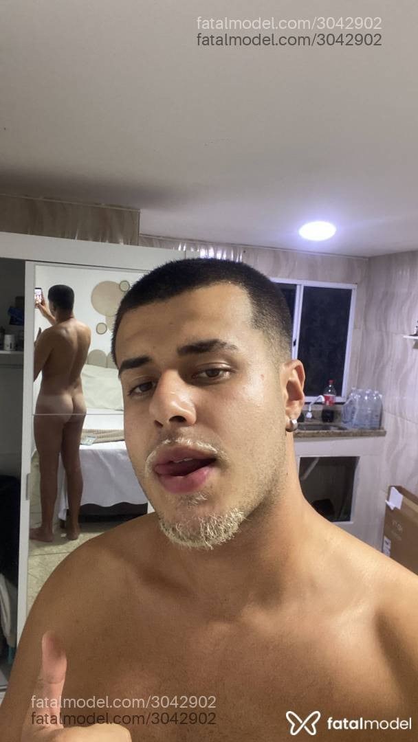 Acompanhante homem morena (o) de olhos castanhos em Rio de Janeiro - Eneri