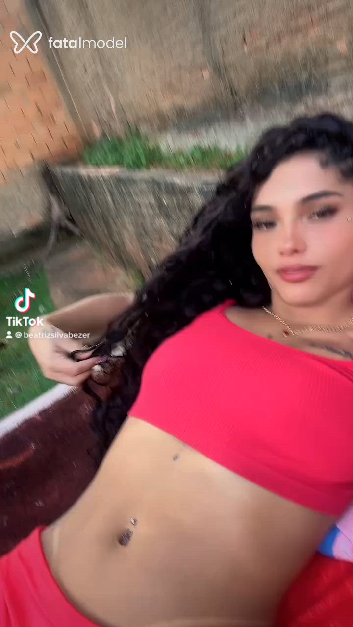 Acompanhante mulher morena (o) de olhos castanhos em Tucumã Acompanhante mulher morena (o) de olhos castanhos em Tucumã - Lourrany