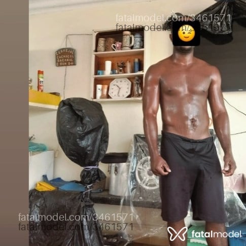 Acompanhante homem com cabelo castanho de olhos pretos em Rio de Janeiro - Cachorro